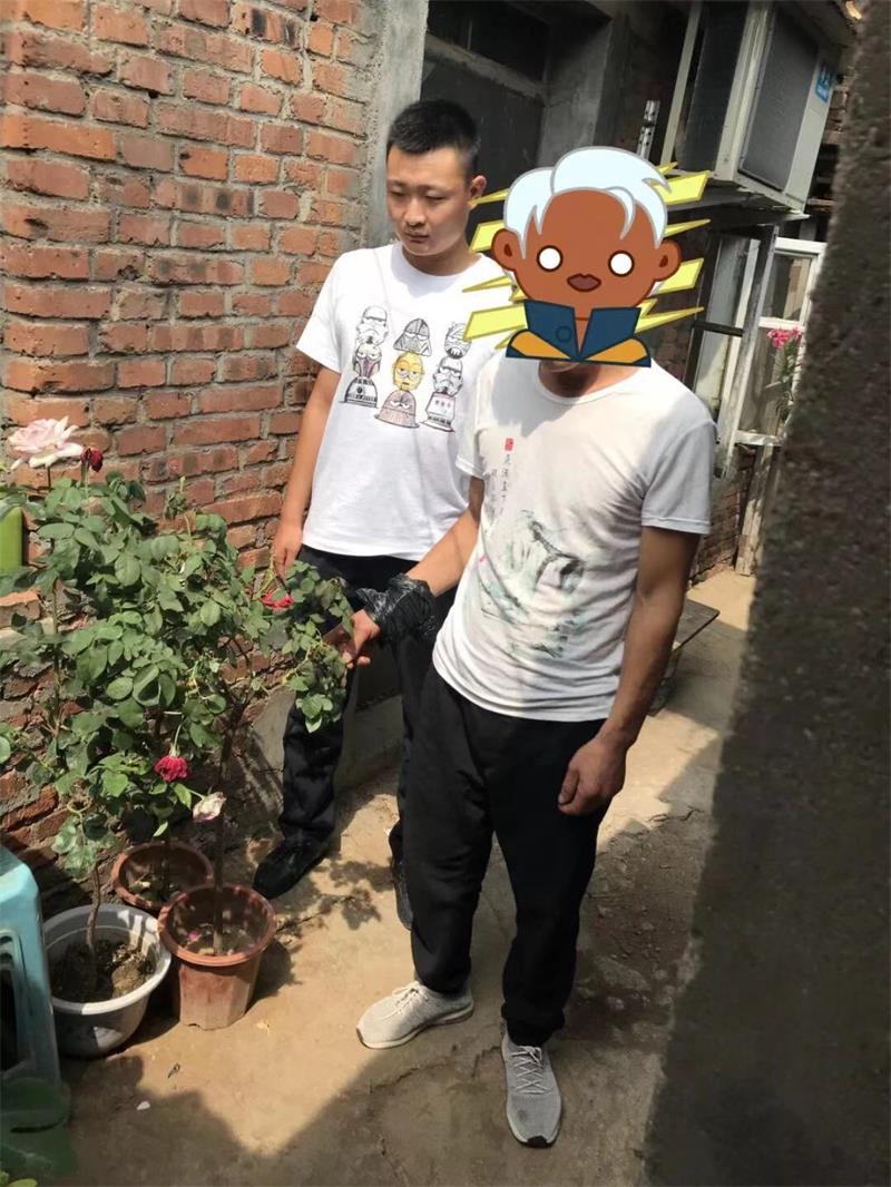 5ed5c772df3ead1421deff297bb133e