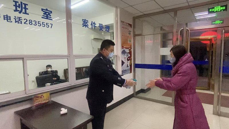 【今天我當(dāng)班】各加各的班 同心擔(dān)使命