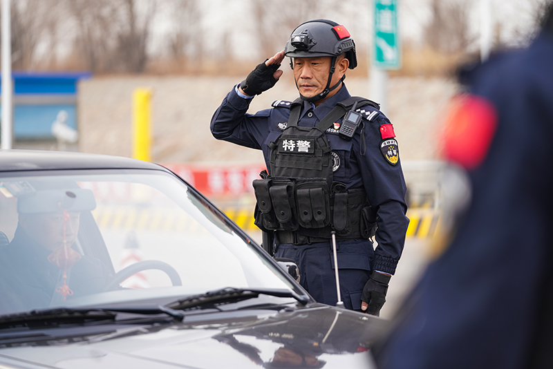 陳帥正在執(zhí)行任務