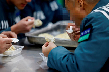 包餃子、吃餃子