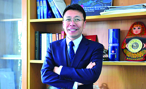 2沈陽(yáng)市中小企業(yè)協(xié)會(huì)現(xiàn)任會(huì)長(zhǎng) 吳輝3