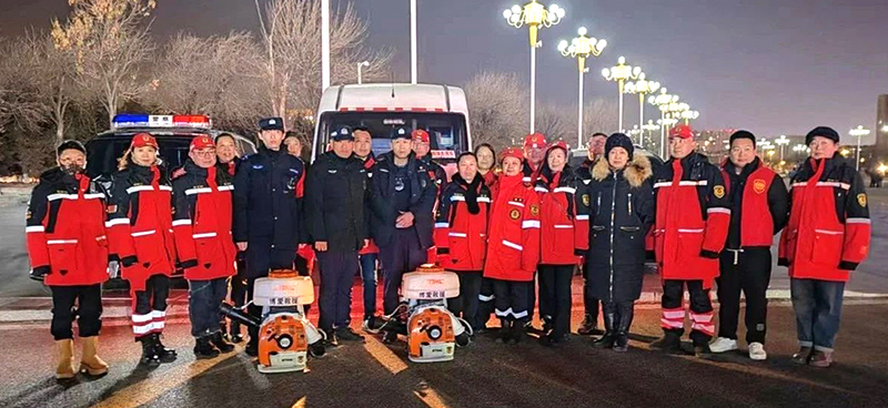 營(yíng)口市博愛救援救助工作服務(wù)中心開展了“春安守護(hù)行，志愿暖濱城”暖冬行動(dòng)。